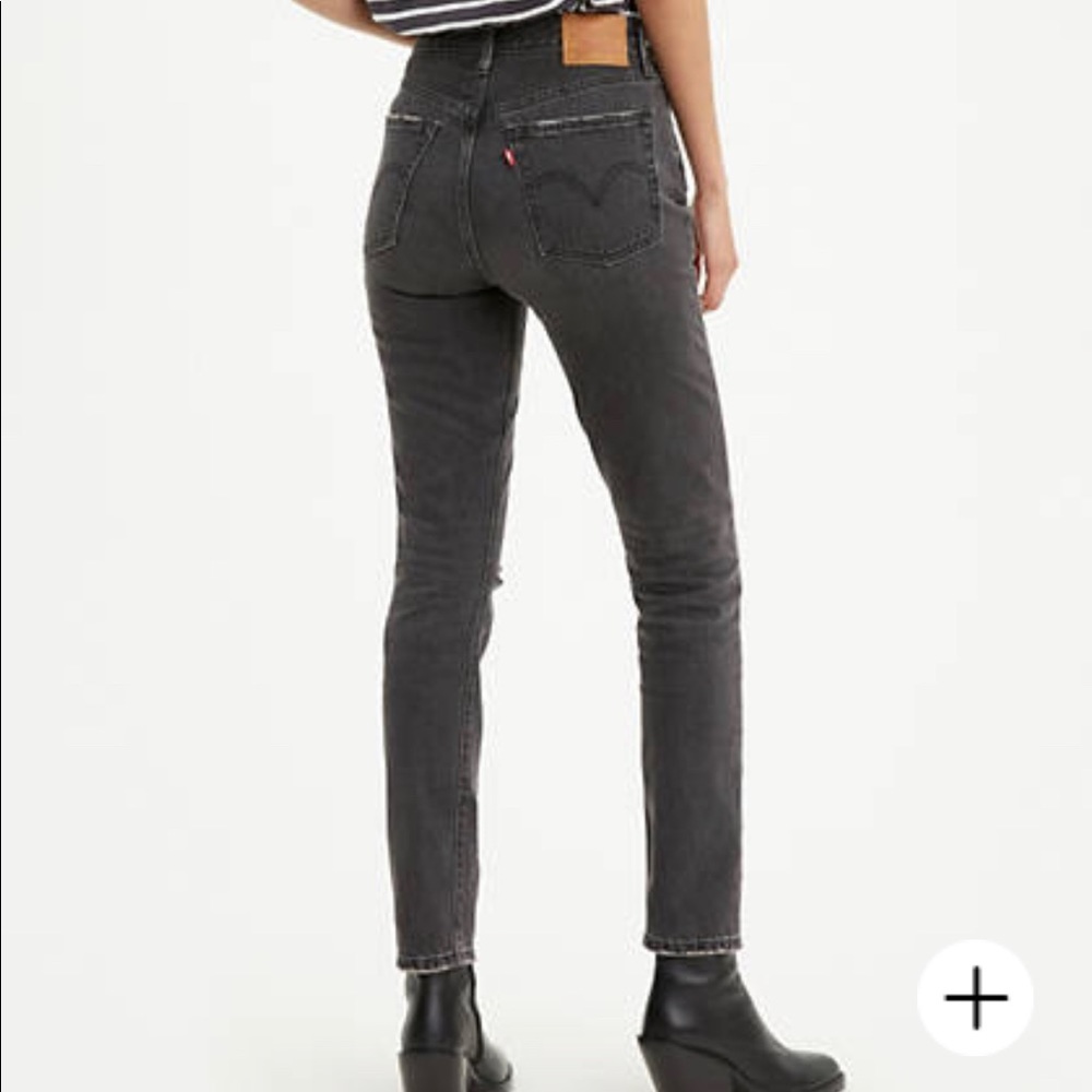 Black 501 Levi Skinny Jeans - worn once